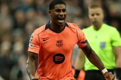 哈兰德球场空门不进立柱击中，惊心动魄瞬间回顾