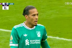 球星闪耀！阿尔瓦雷斯戴帽，福登传射助球队逆转获胜